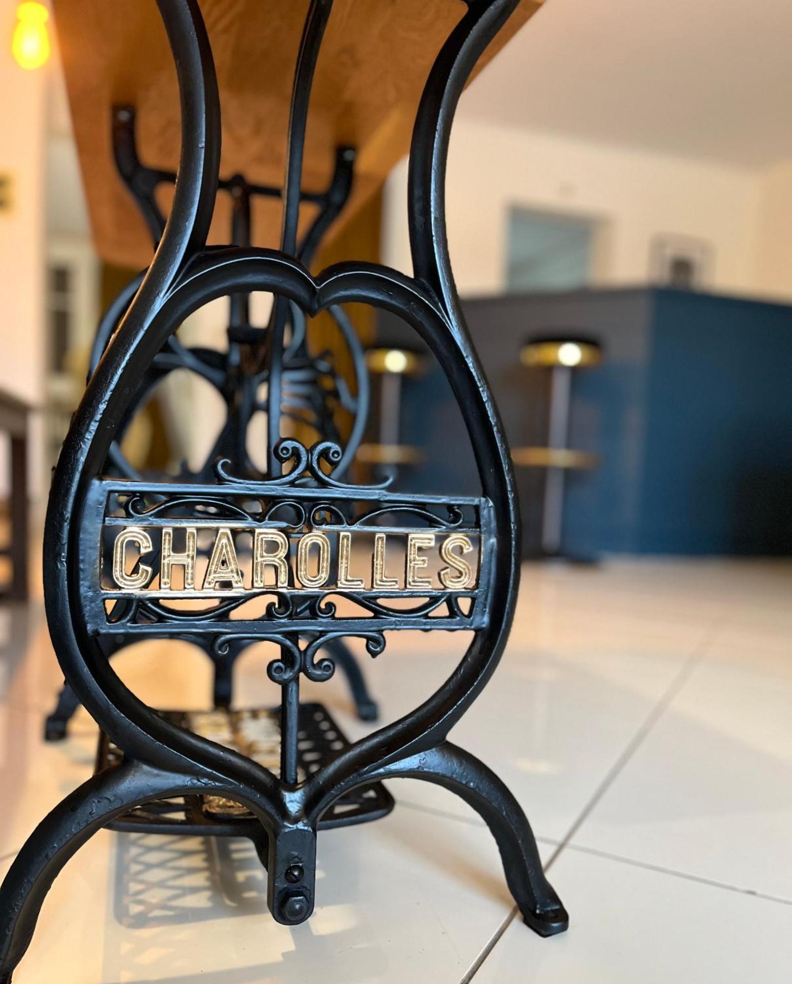 Le Temeraire Hotel Charolles Exterior photo